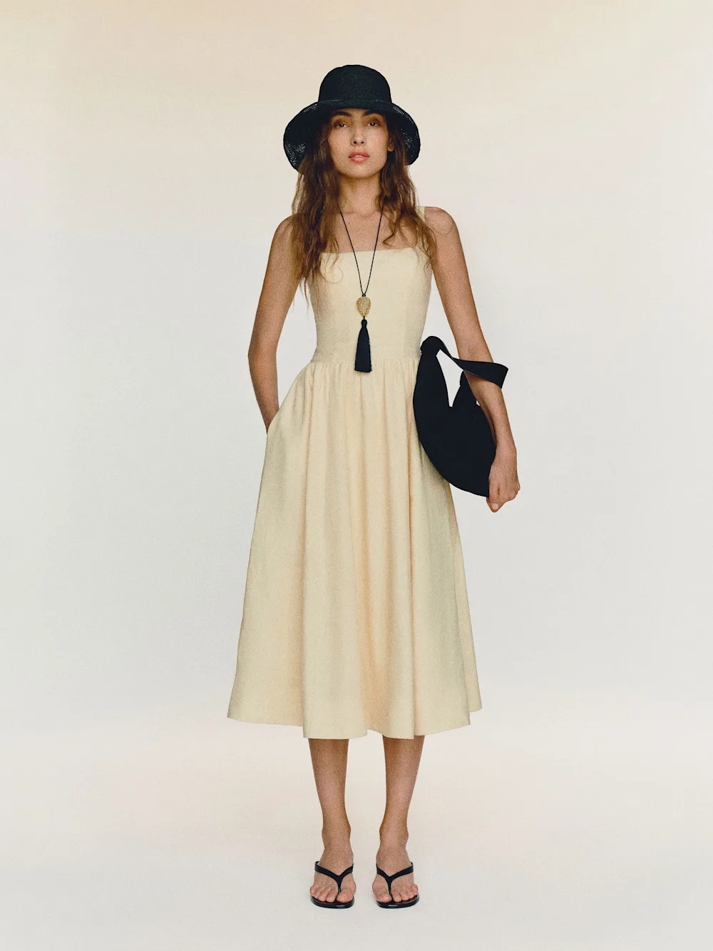 Reformation Janu Linen Dress In Sugar, NEW WITHOUT TAGS, NEVER WORN, NO FLAWS.